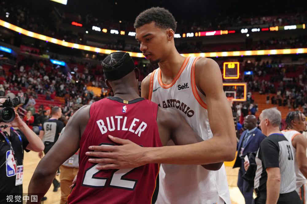 表现依然让 表现依然让