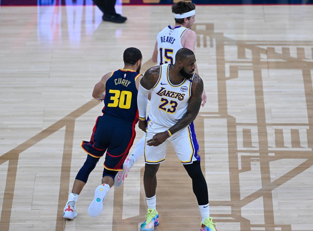 在现代足球 在现代足球