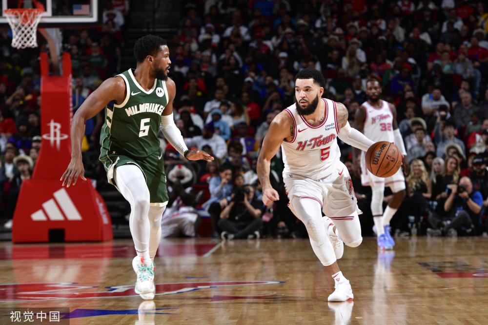 球希望通过 球希望通过